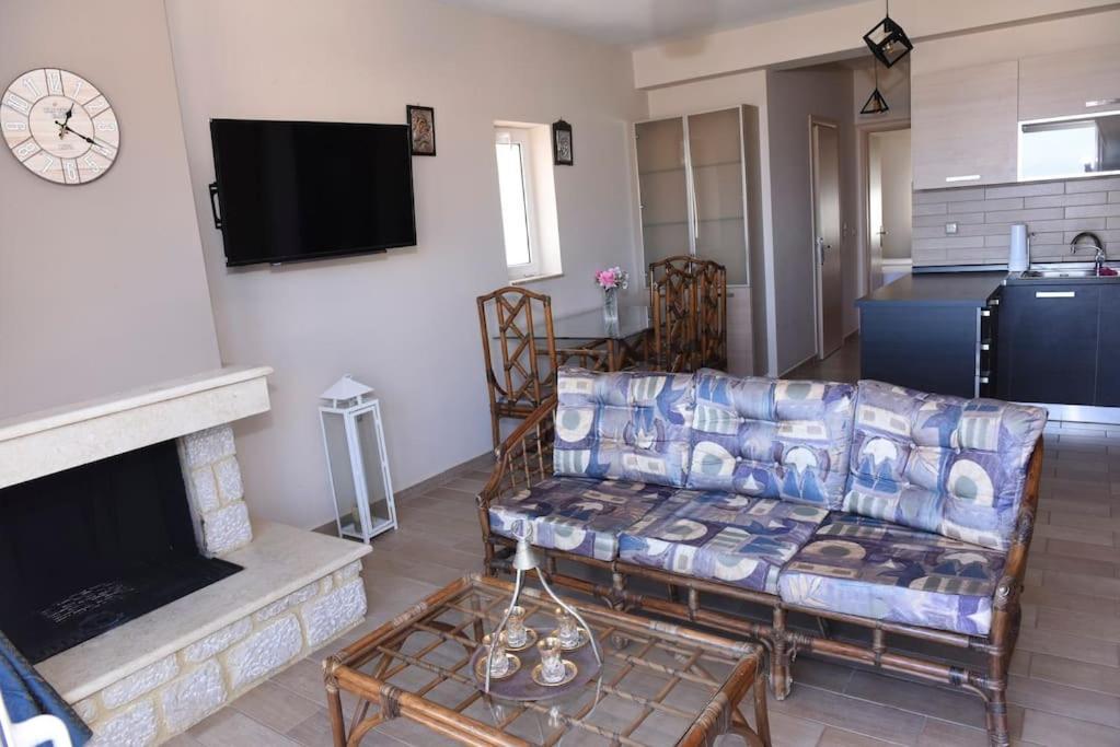 Katerina Luxury Suites Elia  Exteriér fotografie